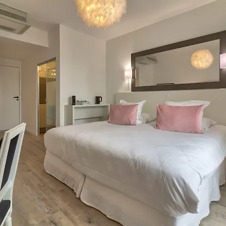 Belfry & By Ligne St Barth Hotel 5*