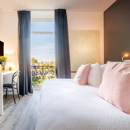 Belfry & By Ligne St Barth 5* Lourdes
