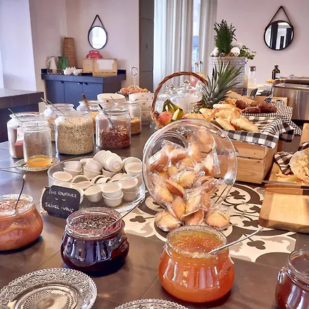 Belfry & By Ligne St Barth 5* לורדה