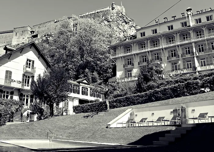 Belfry & By Ligne St Barth 5* Lourdes